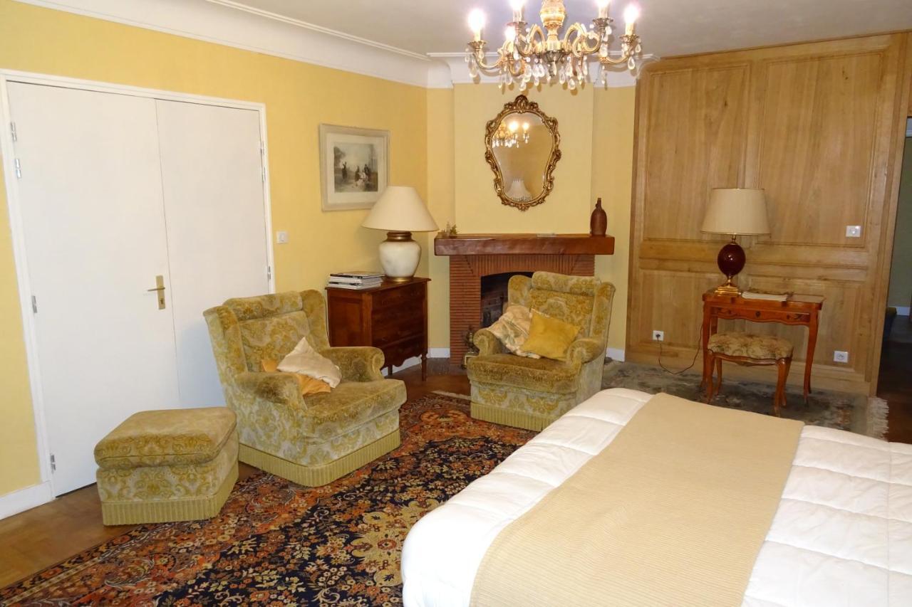 Chambres D'Hotes A La Fontanille Panazol 외부 사진