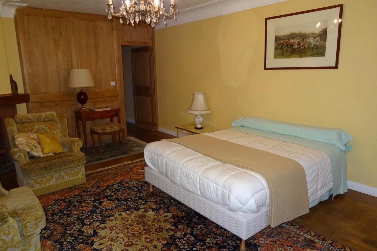 Chambres D'Hotes A La Fontanille Panazol 외부 사진